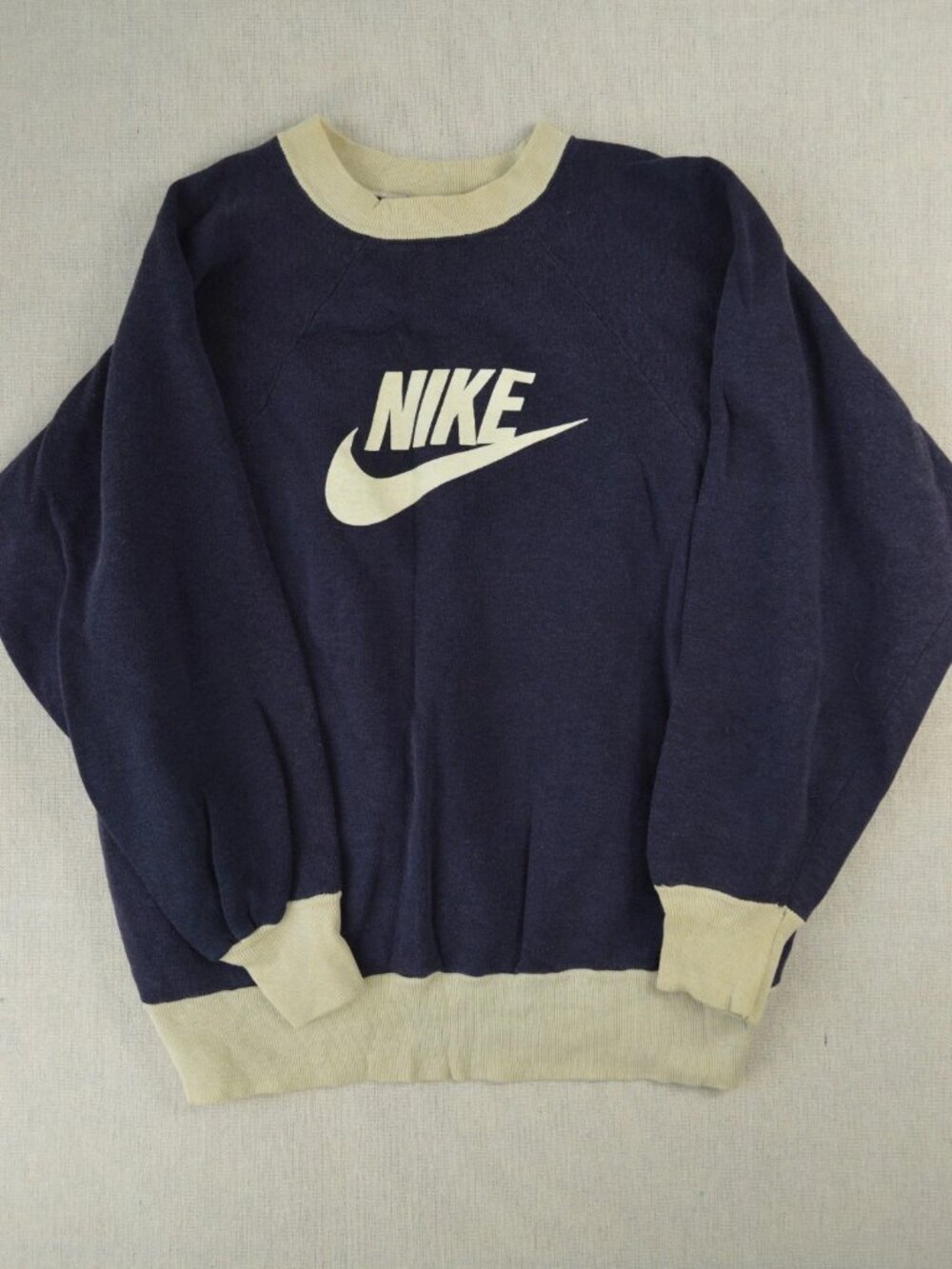 Vintage Nike Womens Dark Blue Pullover Sweatshirt Crew Neck USA Made Size XL
